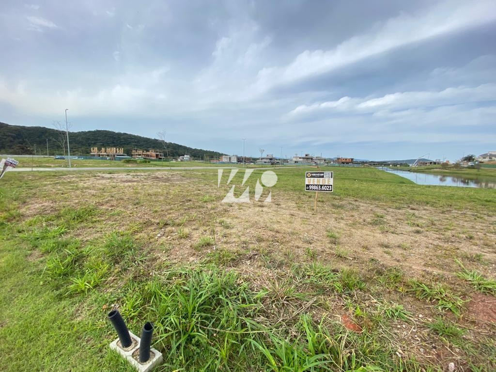 Terreno em Pedra Branca, Palhoça. 0 quartos, 320m². Imagem 1 de 3